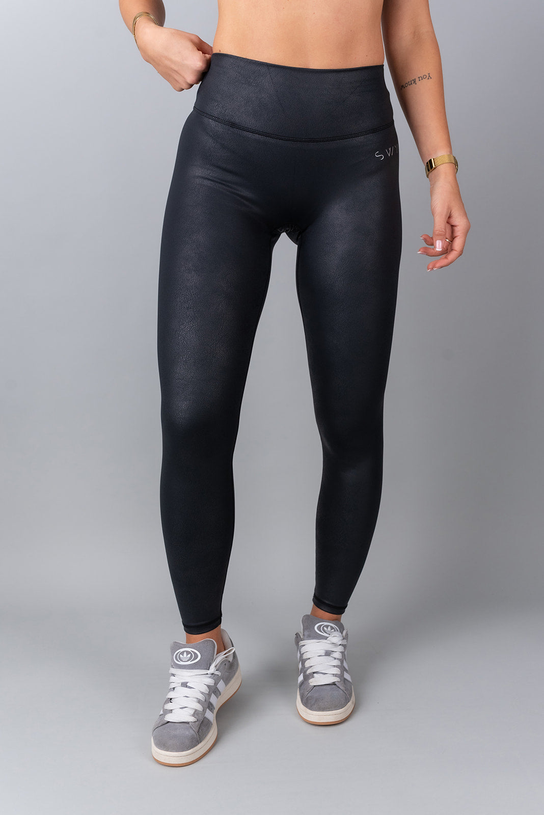 Leather Pajkice S Skritim Scrunchem