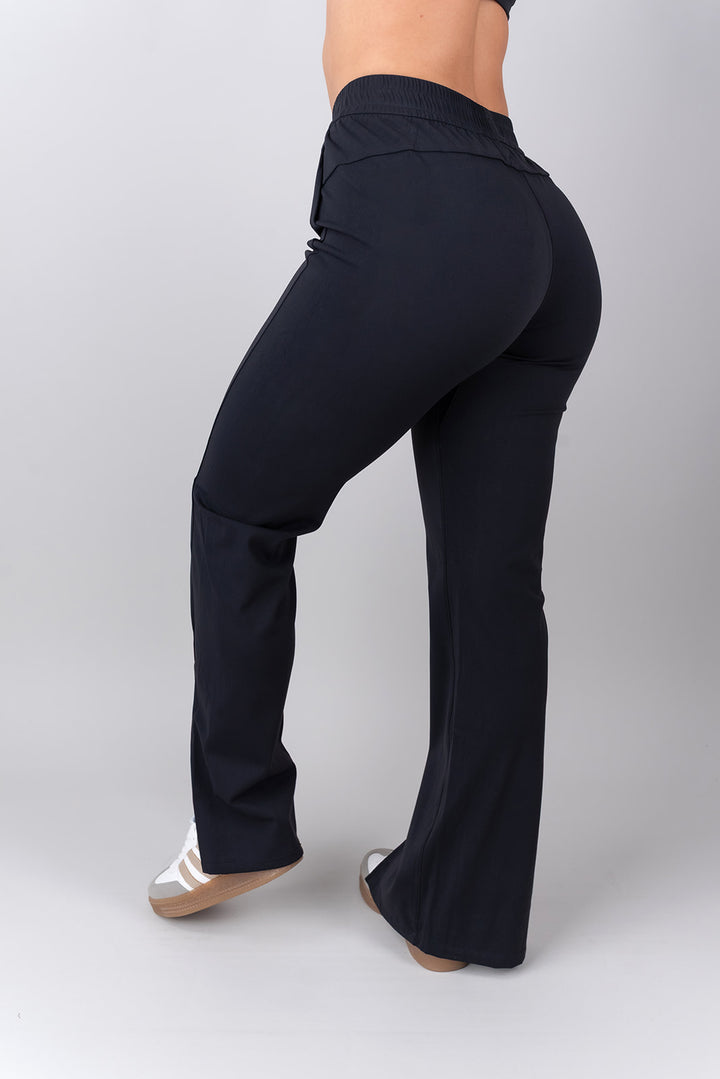 SoftLux Flared Hlače