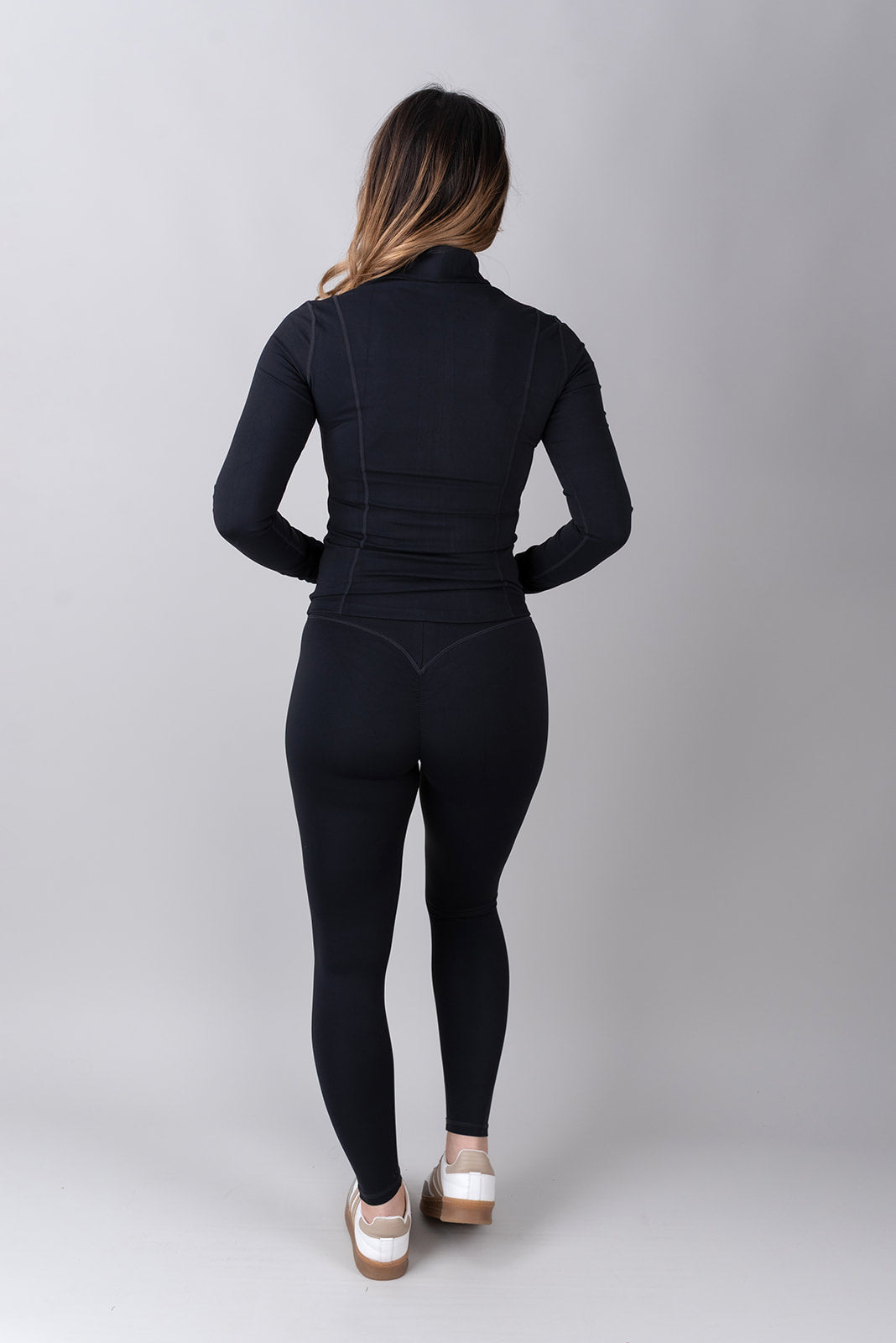 SoftLux Majica Z Zadrgo