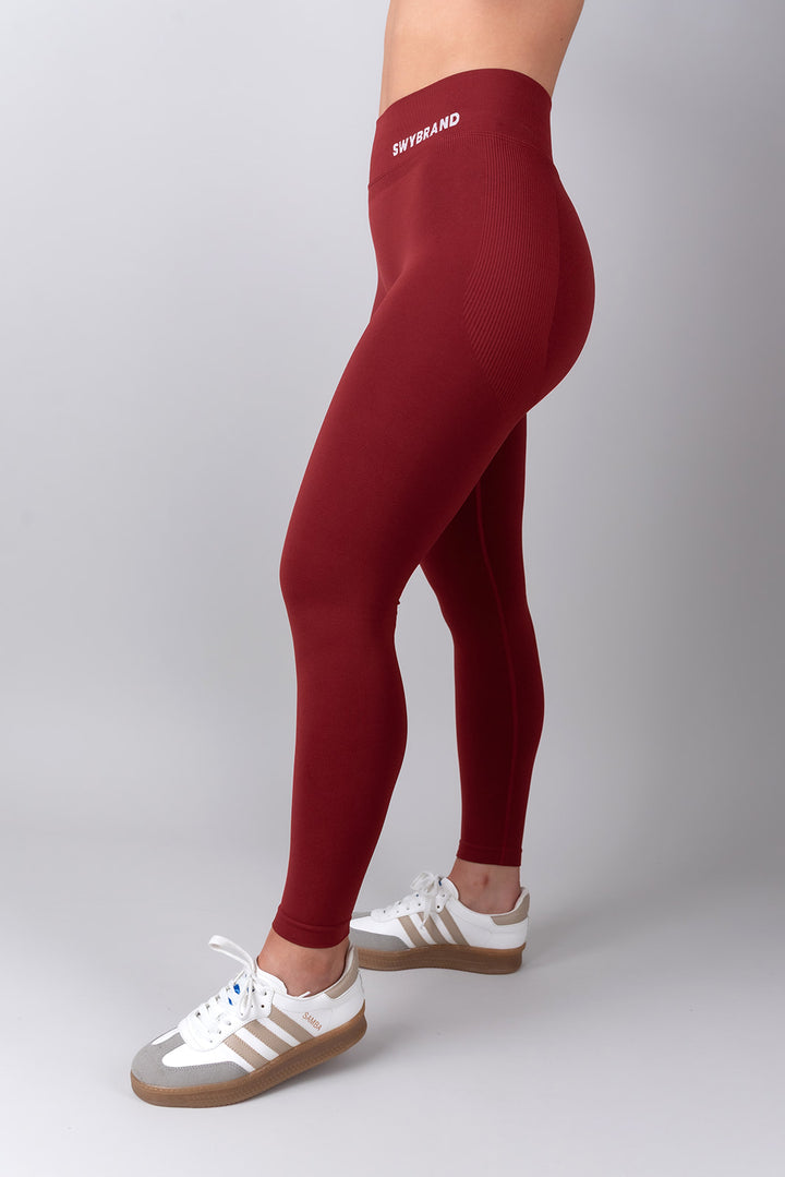 Swy Brand Statement pajkice v rdeči barvi, rebrast detajl