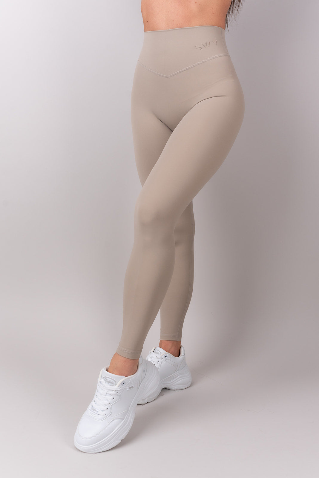 Sleek Classic Pajkice