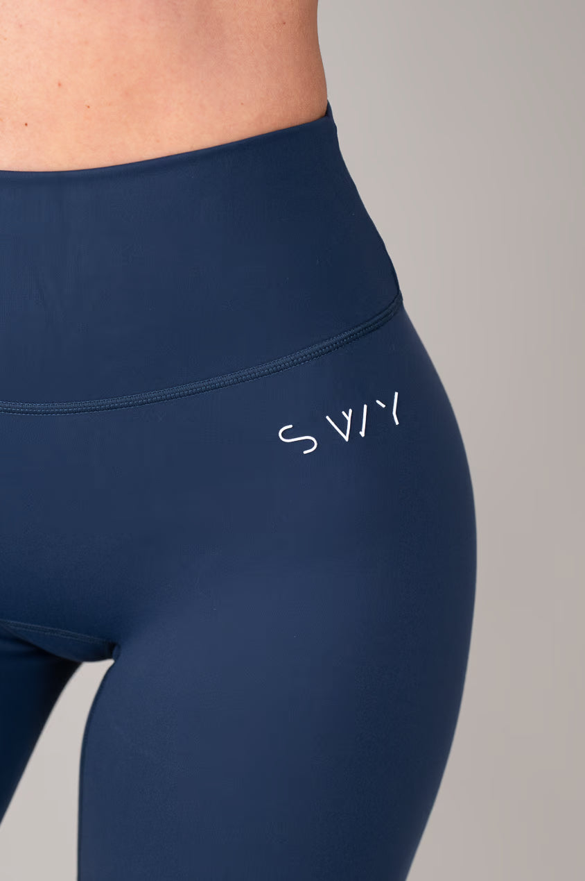 Softlux 3/4 Leggings, navy logo detail