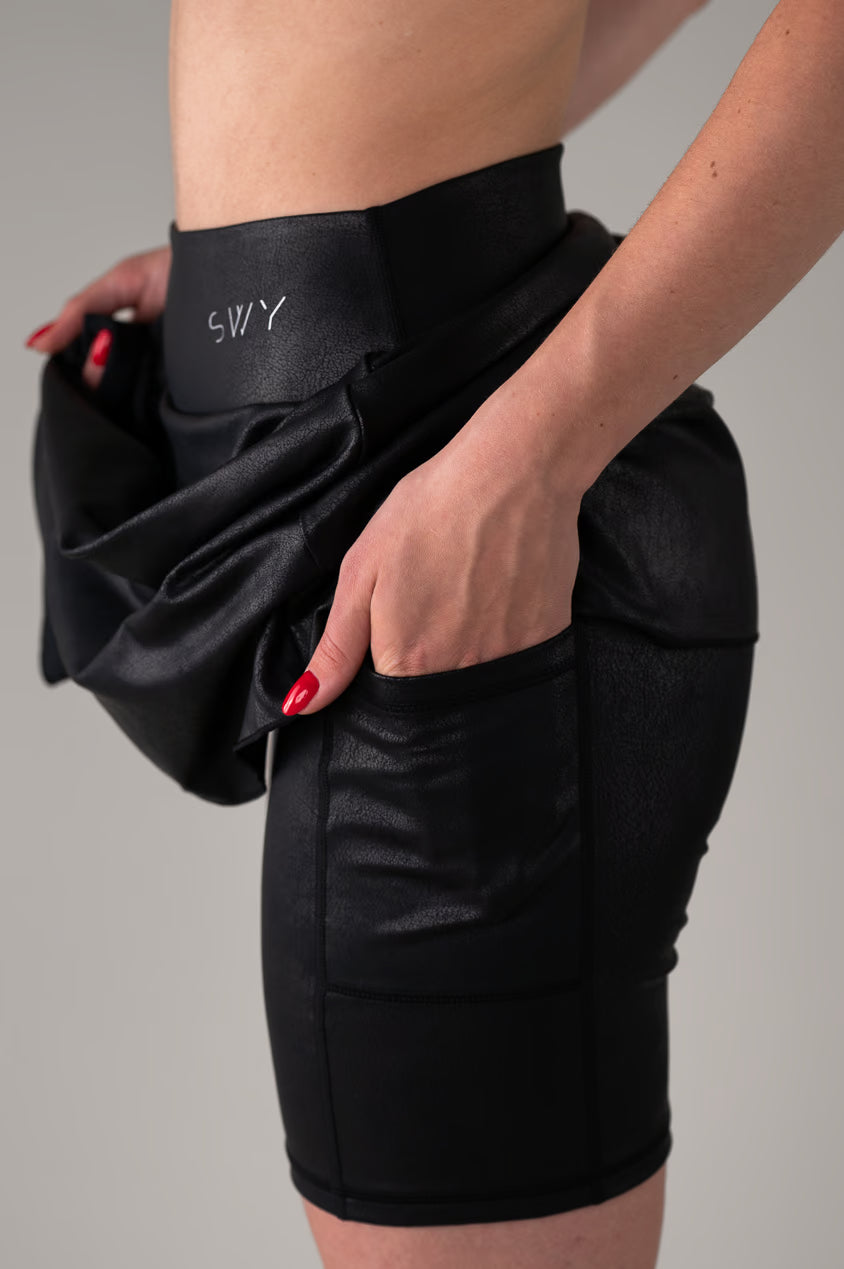 Leather Podaljšano Krilo