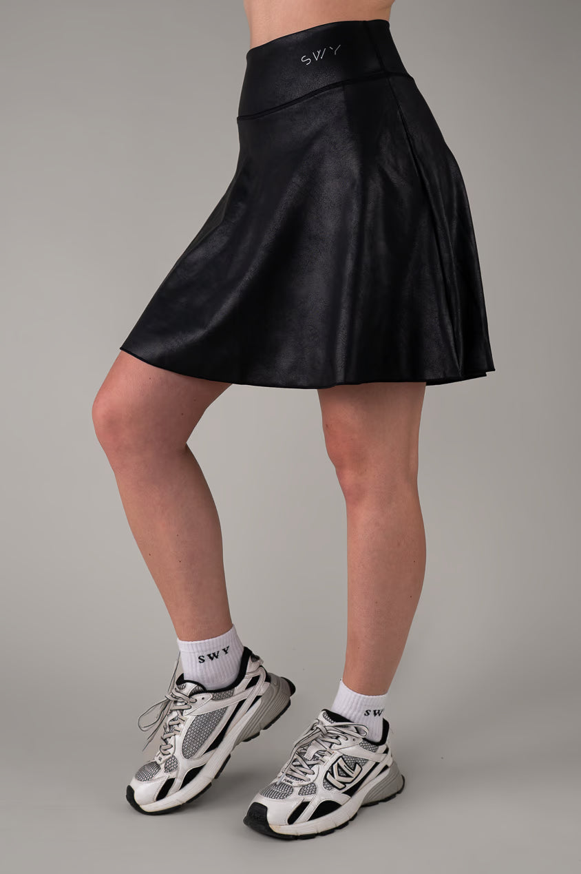 Leather Podaljšano Krilo