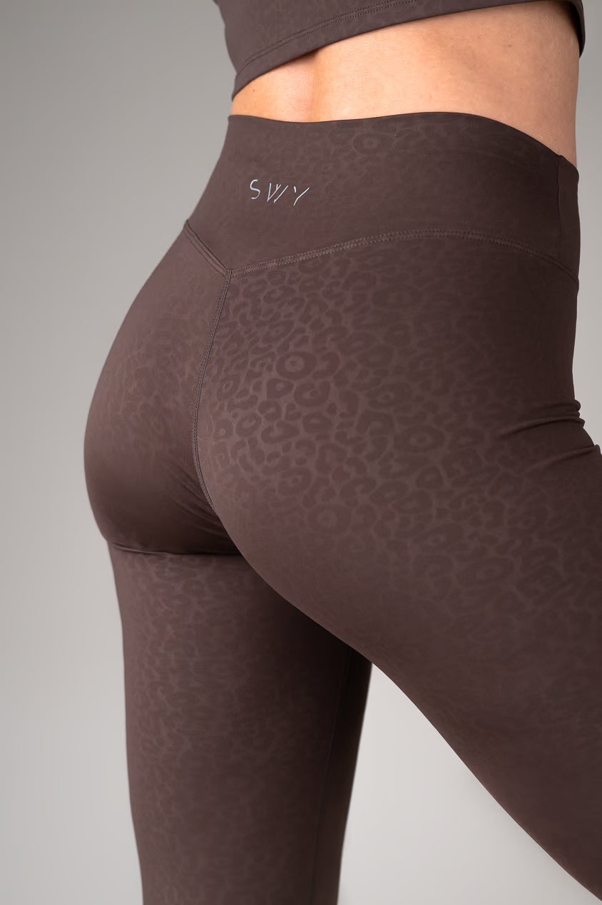 Brown Leopard No scrunch Leggings back close shot