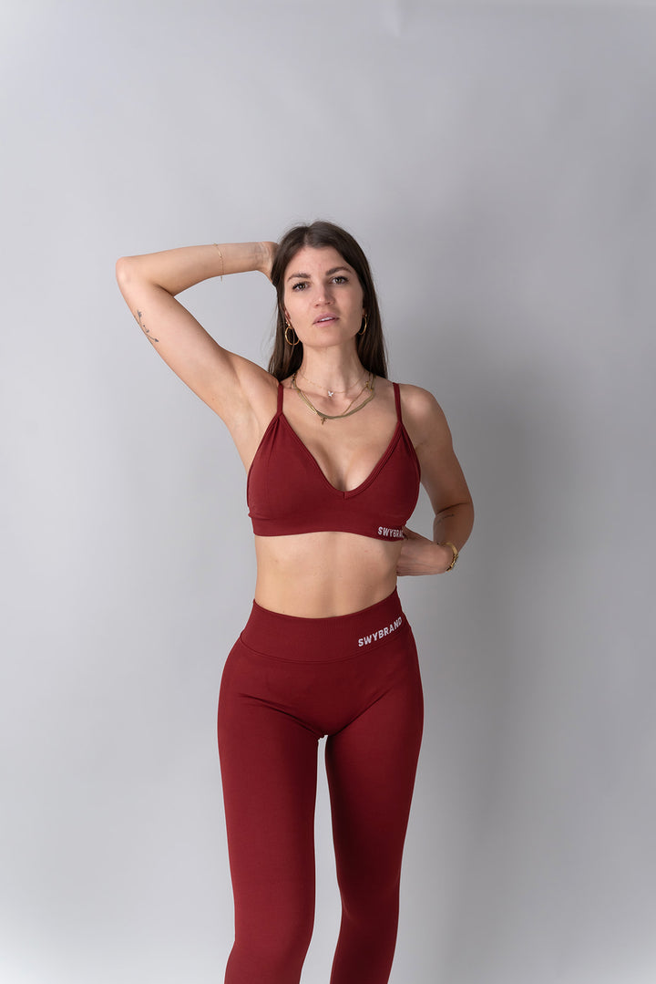 Swy Brand Statement komplet  v rdeči barvi, pogled od spredaj 