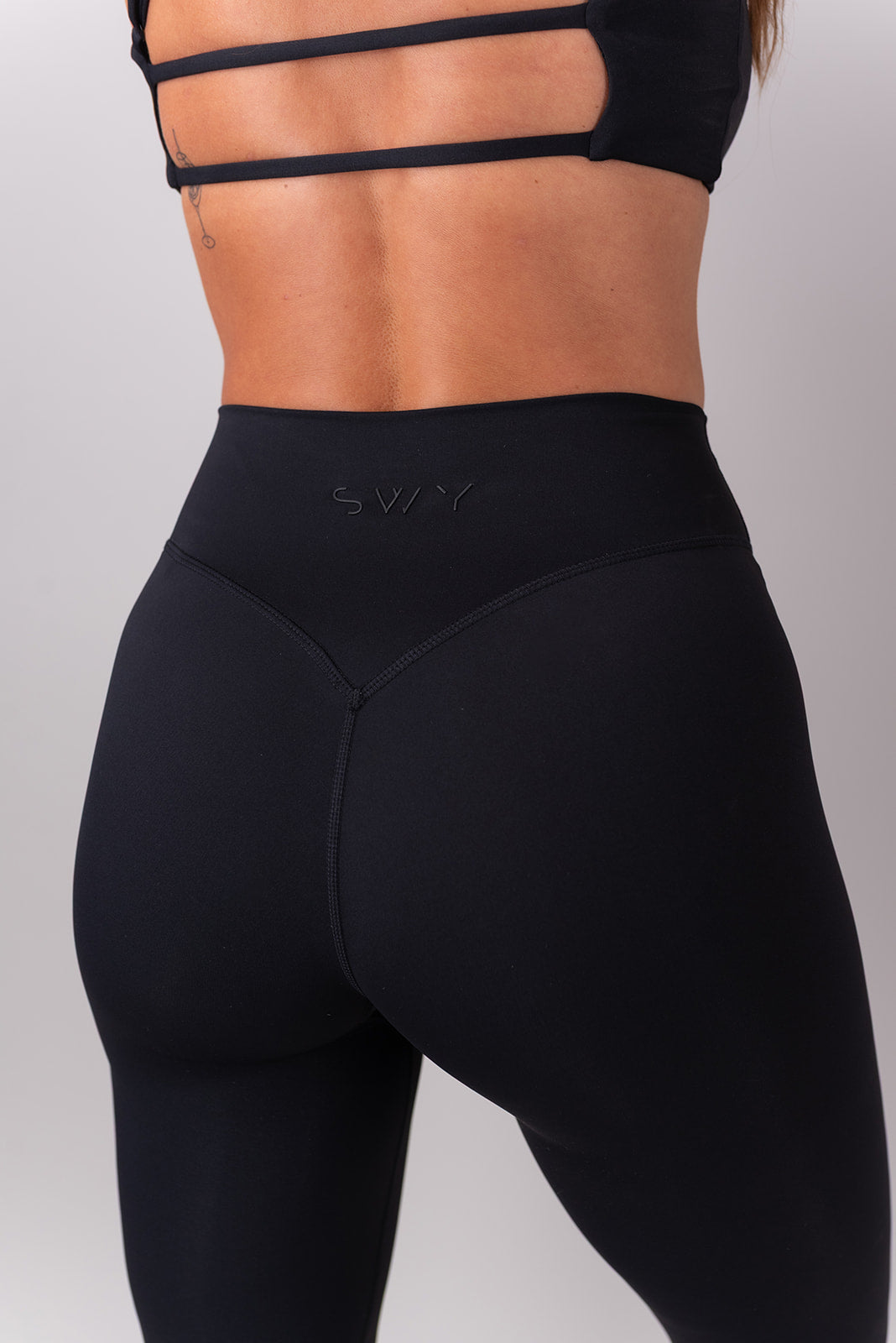 Sleek Classic Pajkice