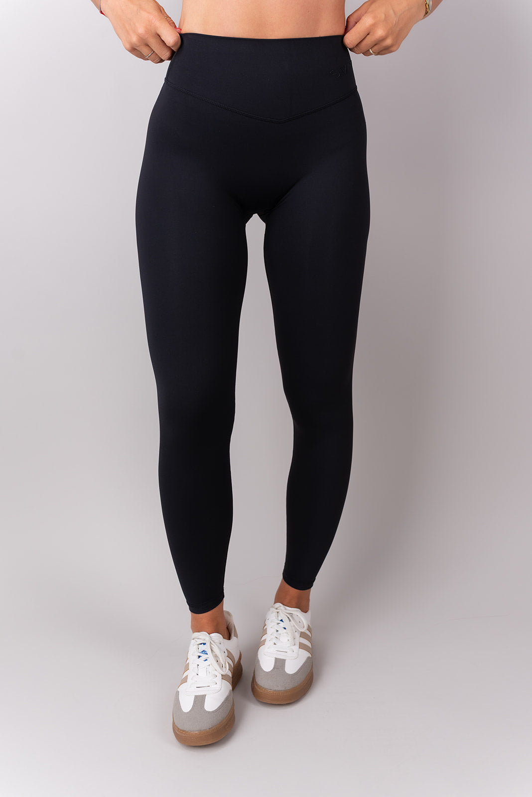Sleek Classic Pajkice