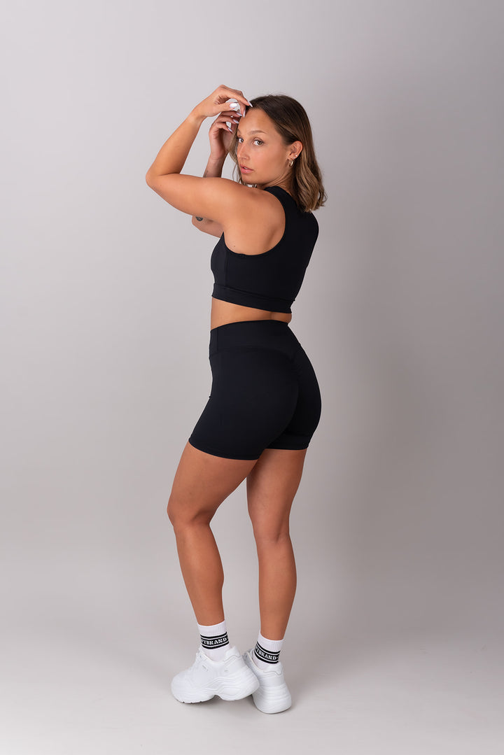 Sleek Cut-Out Nedrček