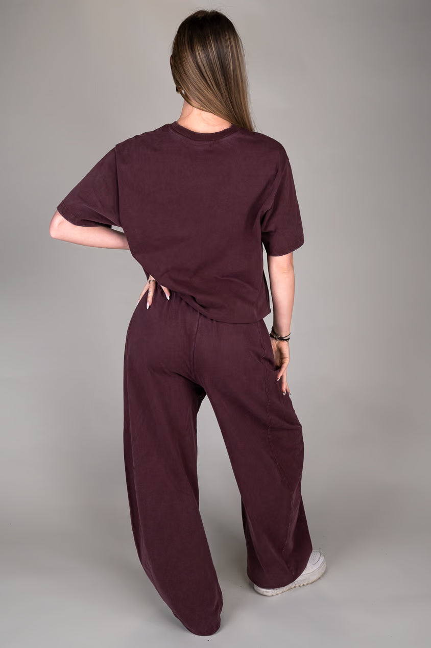 Washed red T-Shirt with pants back view