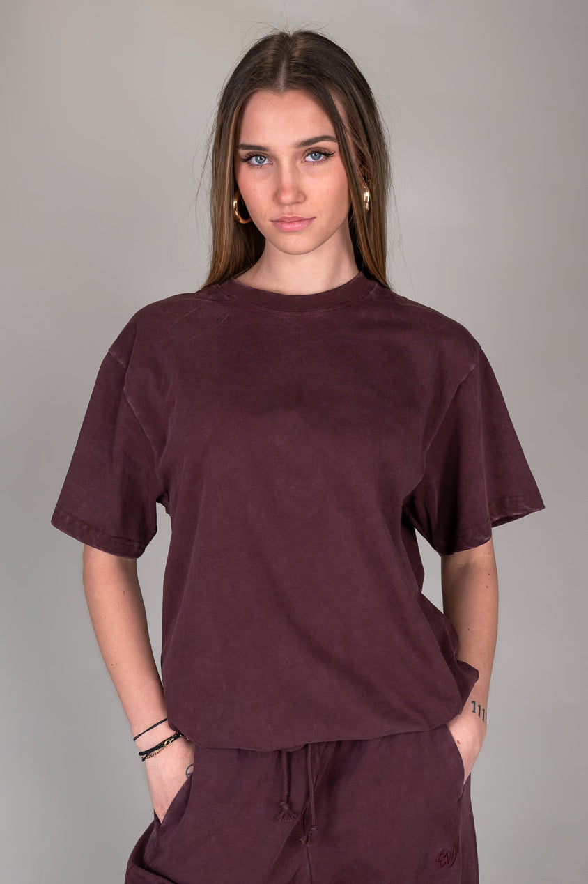 Washed red T-Shirt Front view