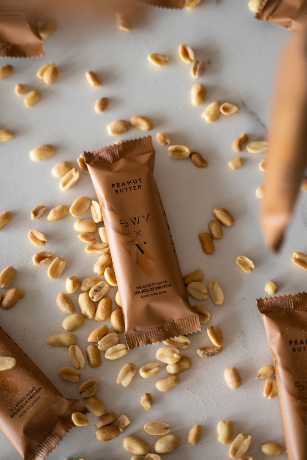 Beljakovinska ploščica Peanut Butter s sladili